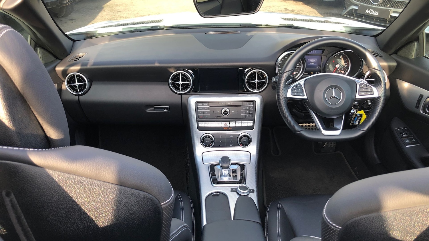 Used Mercedes-Benz SLC 2017 for sale - 76985183: Photo 18