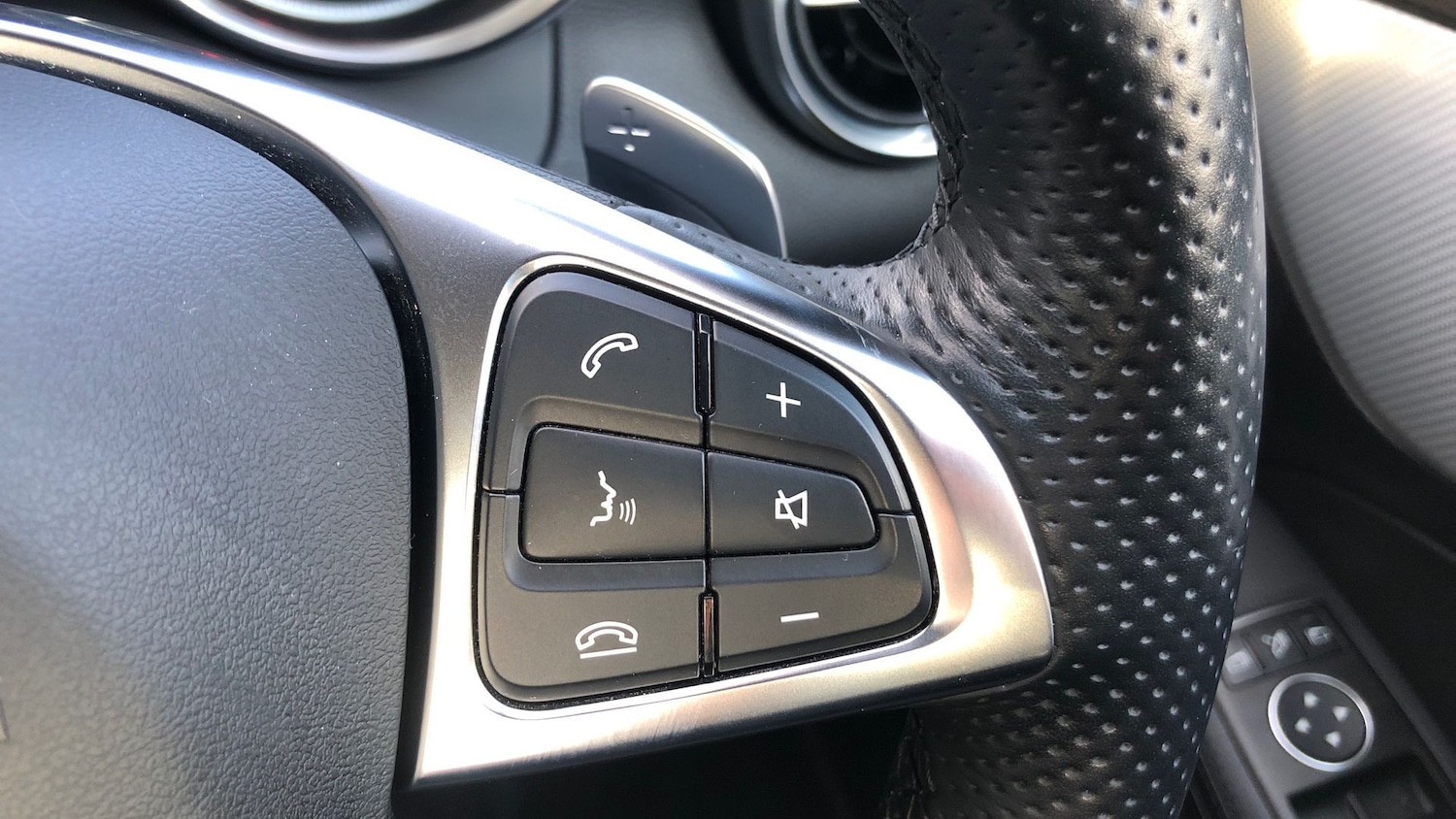 Used Mercedes-Benz SLC 2017 for sale - 76985183: Photo 24