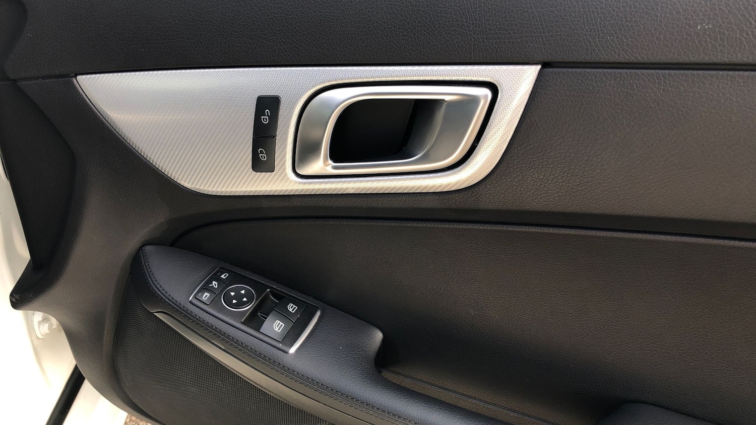 Used Mercedes-Benz SLC 2017 for sale - 76985183: Photo 27