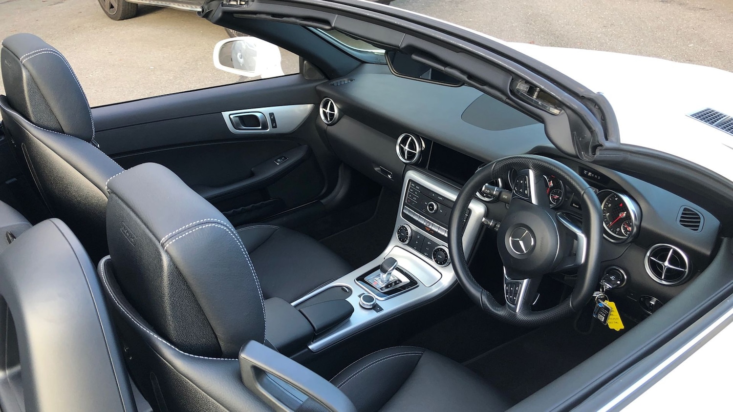 Used Mercedes-Benz SLC 2017 for sale - 76985183: Photo 35