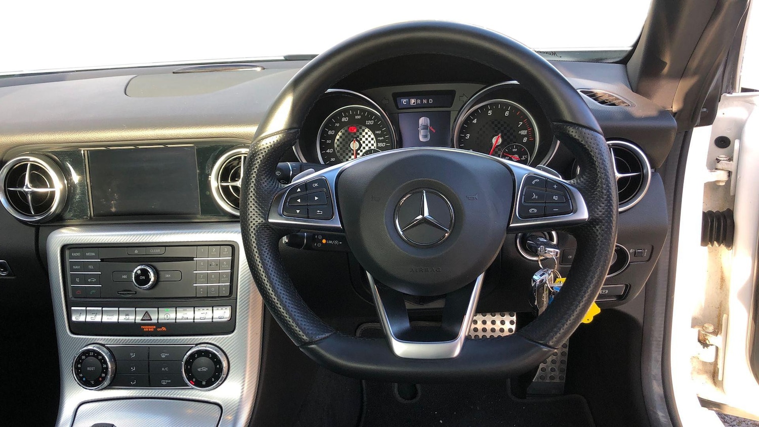 Used Mercedes-Benz SLC 2017 for sale - 76985183: Photo 9