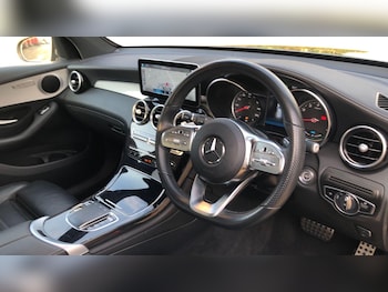 Used Mercedes-Benz GLC 2022 for sale - 77736189: Photo