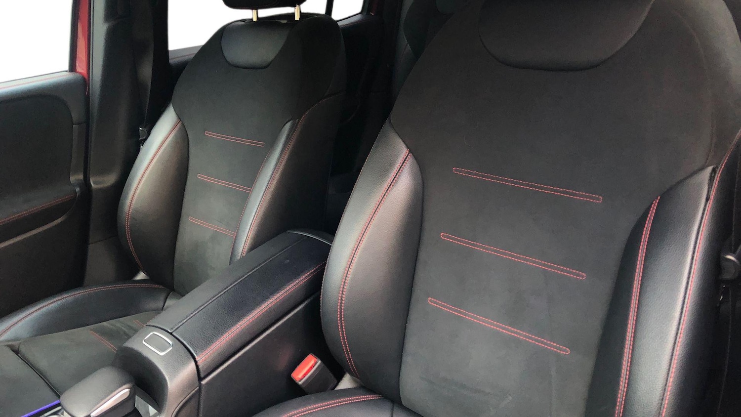 Used Mercedes-Benz GLB 2021 for sale - 77118858: Photo 11