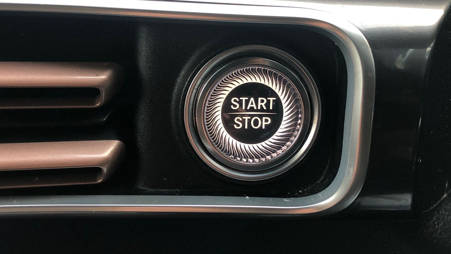 Used Mercedes-Benz EQC 2020 for sale - 76785448: Photo 40