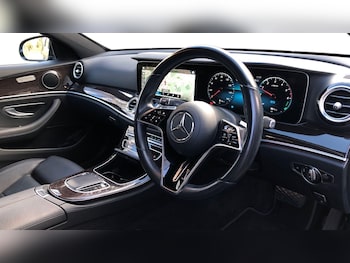 2021 (21) - E300de AMG Line Edition 4dr 9G-Tronic