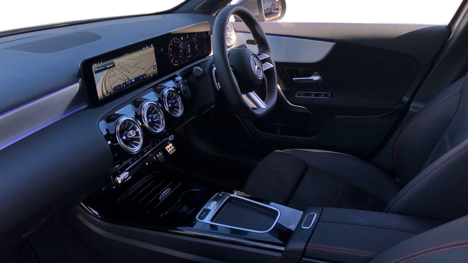 Used Mercedes-Benz A-Class 2024 for sale - 76542939: Photo 8