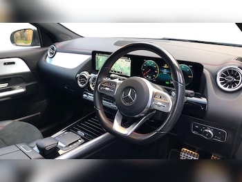 Used Mercedes-Benz EQA 2021 for sale - 76946867: Photo