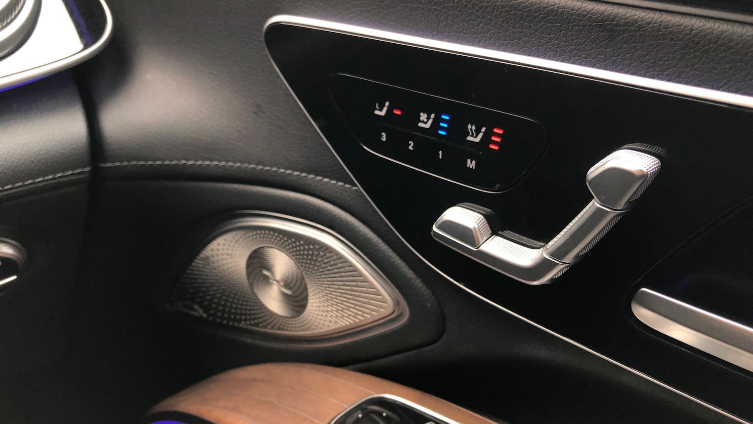 Used Mercedes-Benz EQS 2022 for sale - 76413830: Photo 30