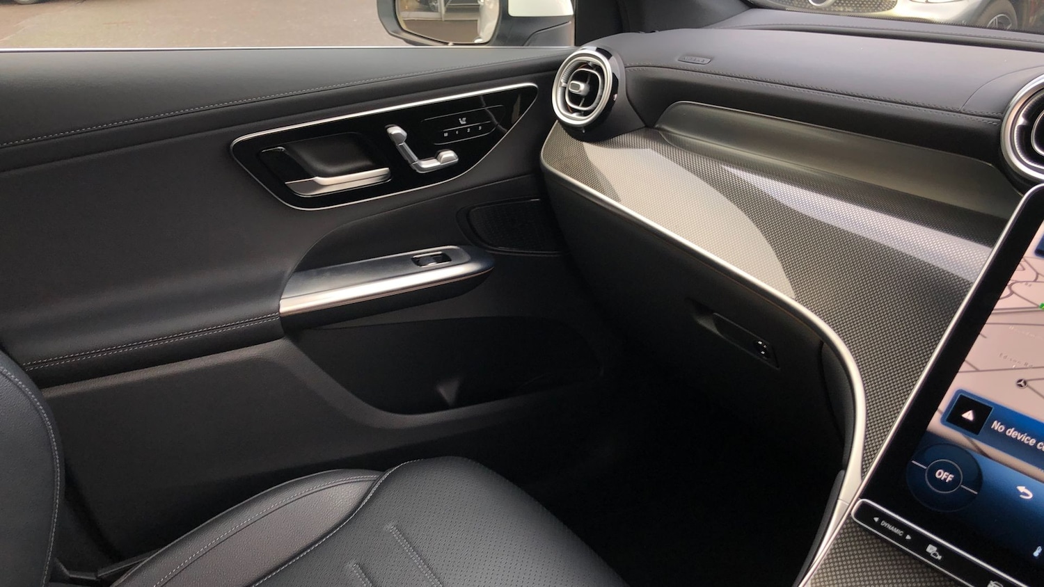 Used Mercedes-Benz GLC 2024 for sale - 77608124: Photo 29