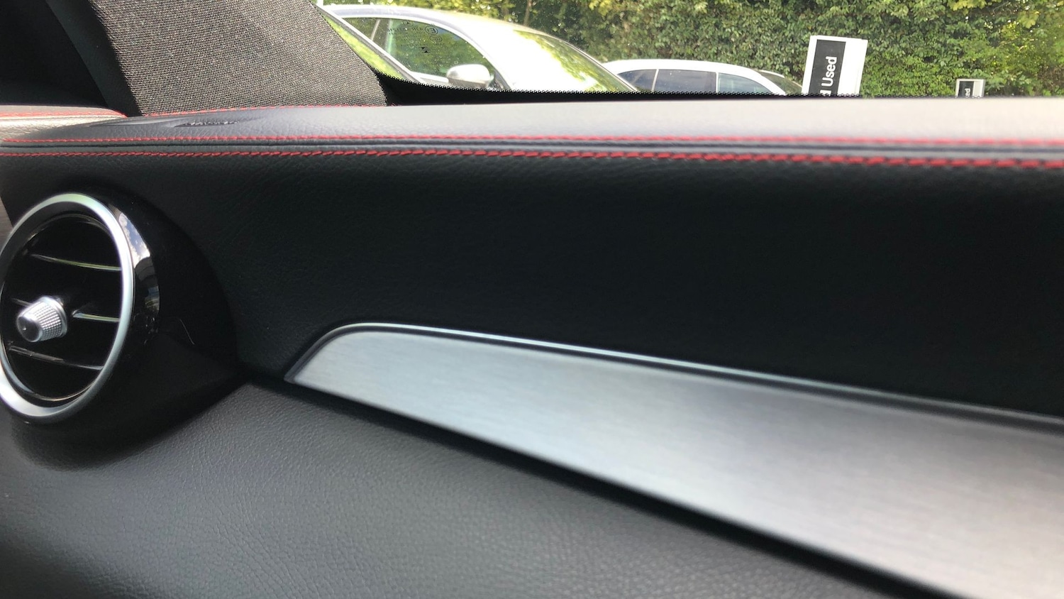 Used Mercedes-Benz C Class 2018 for sale - 76413746: Photo 29