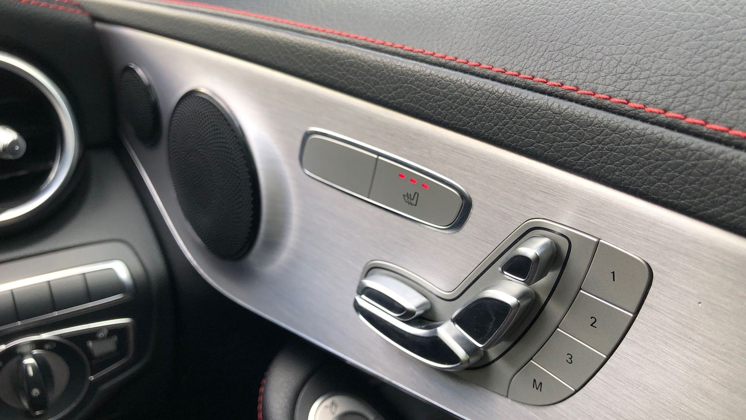 Used Mercedes-Benz C Class 2018 for sale - 76413746: Photo 33