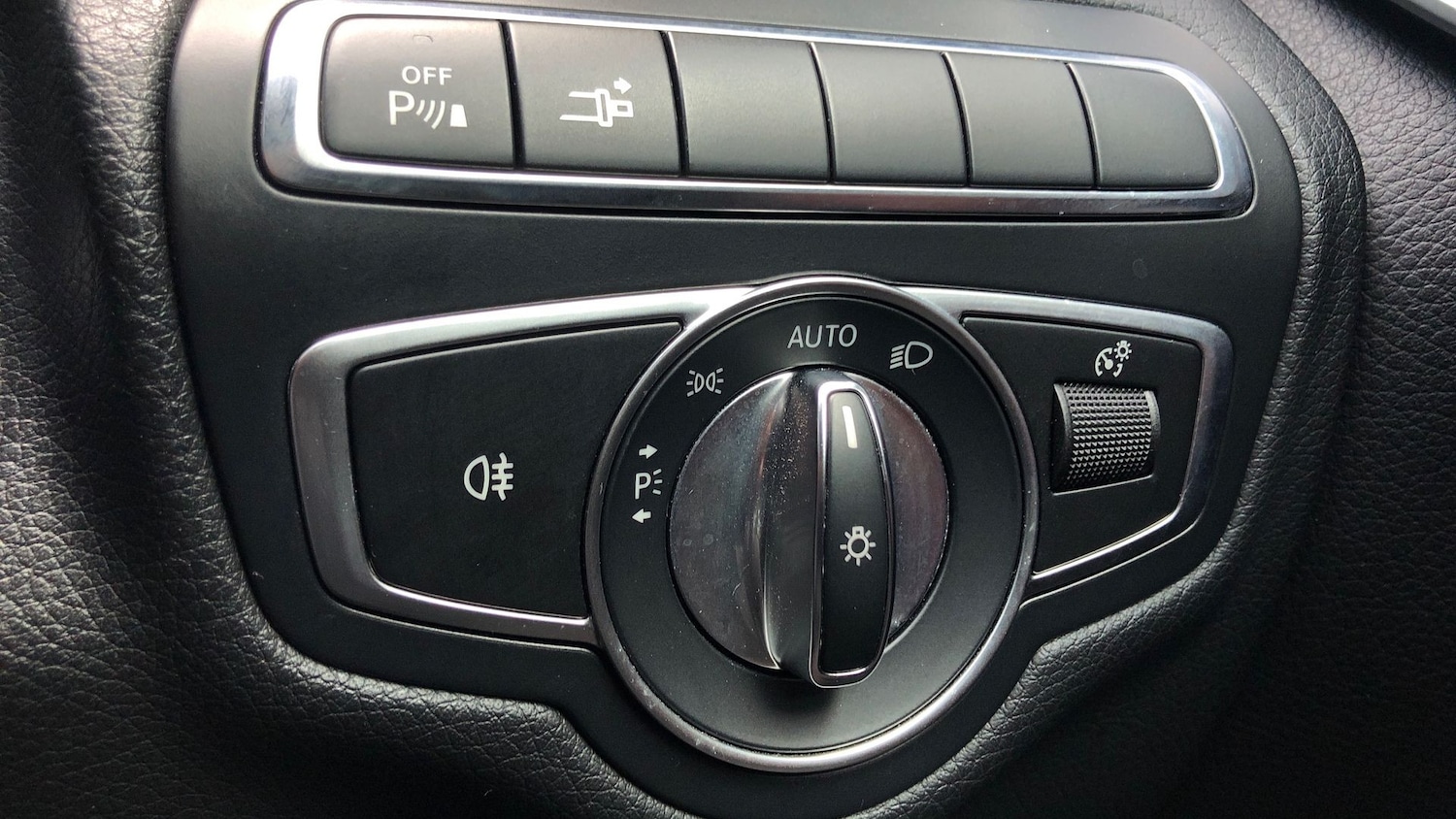 Used Mercedes-Benz C Class 2018 for sale - 76413746: Photo 34