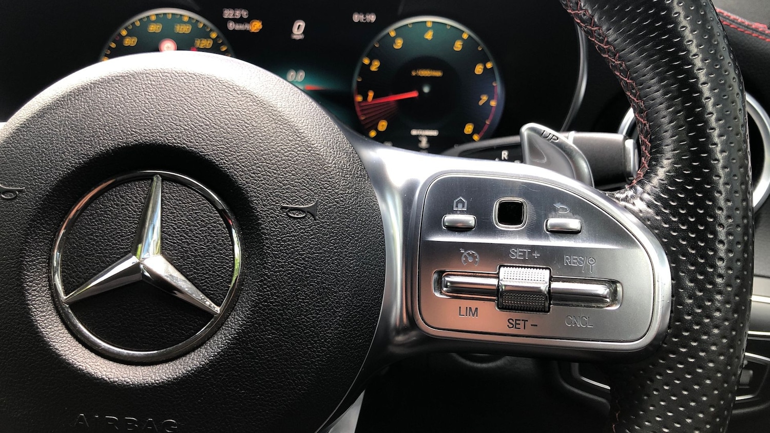 Used Mercedes-Benz C Class 2018 for sale - 76413746: Photo 40