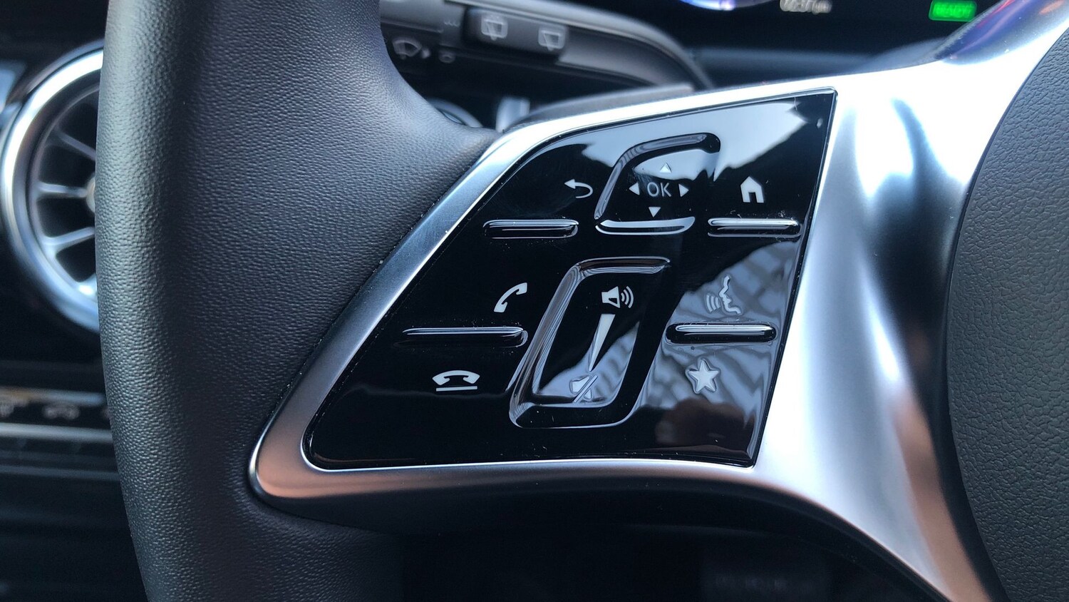 Used Mercedes-Benz EQA 2024 for sale - 76949463: Photo 19