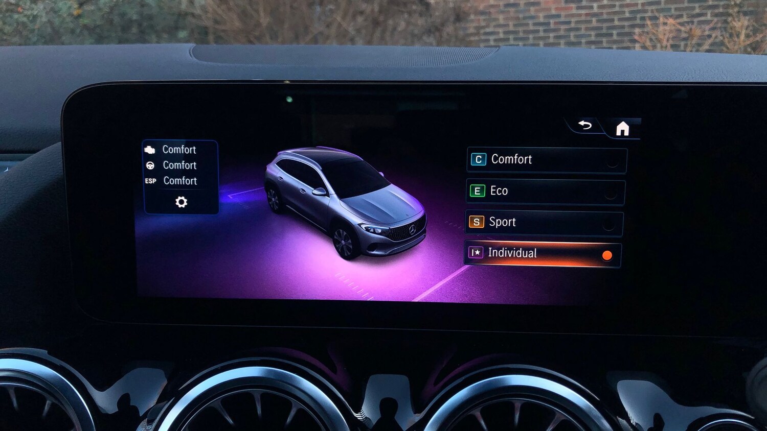 Used Mercedes-Benz EQA 2024 for sale - 76949463: Photo 24