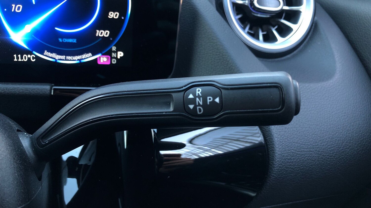 Used Mercedes-Benz EQA 2024 for sale - 76949463: Photo 34