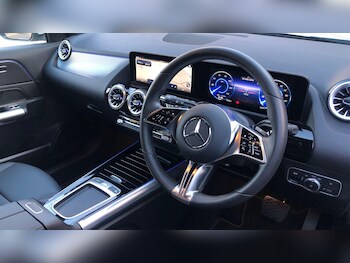 Used Mercedes-Benz EQA 2024 for sale - 76949463: Photo