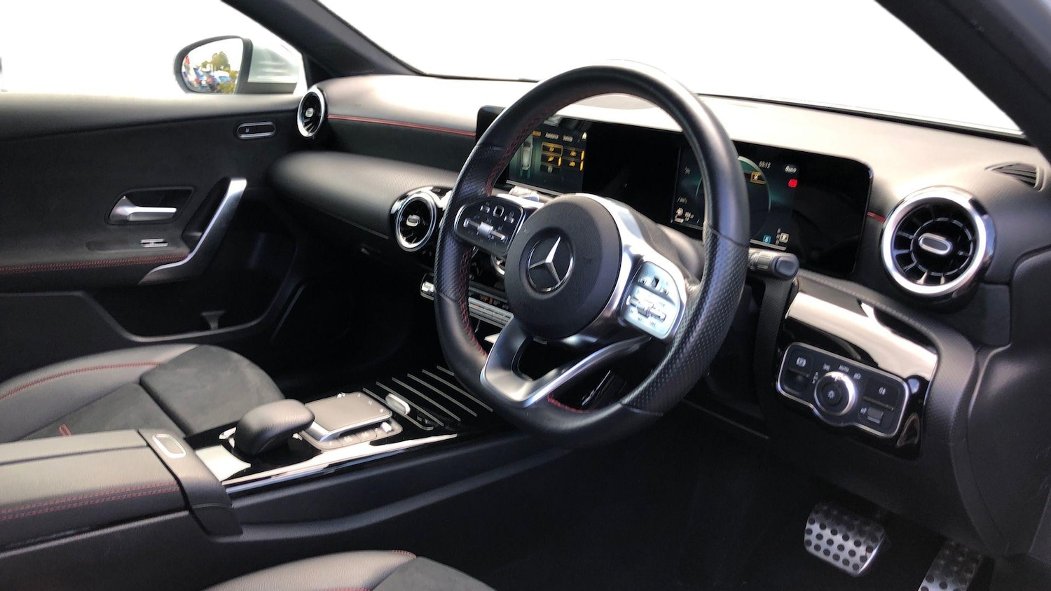 Used Mercedes-Benz A-Class 2021 for sale - 76492294: Photo 3