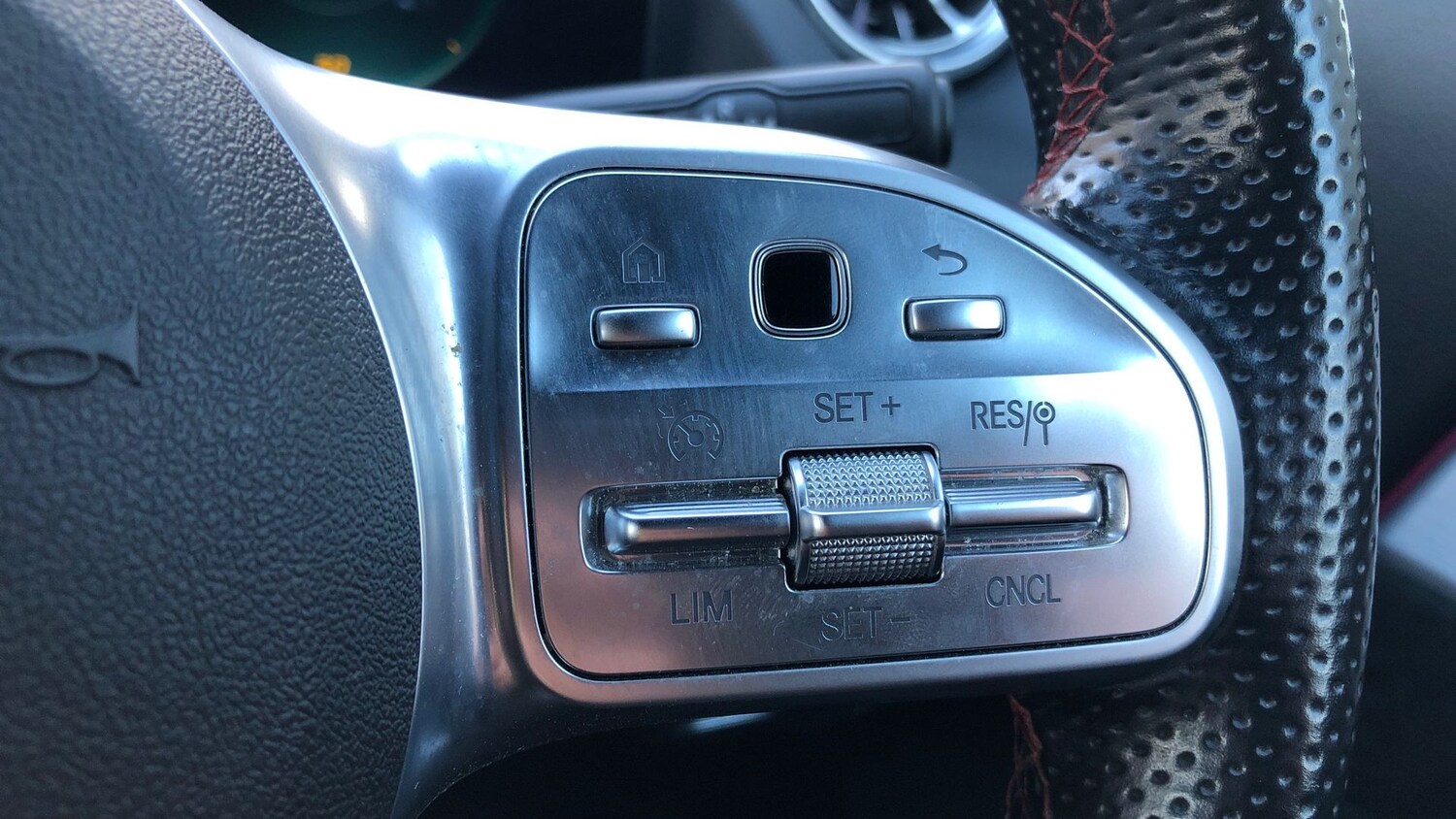 Used Mercedes-Benz EQA 2021 for sale - 76951473: Photo 40