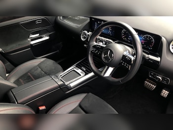 Used Mercedes-Benz GLA 2024 for sale - 76413529: Photo