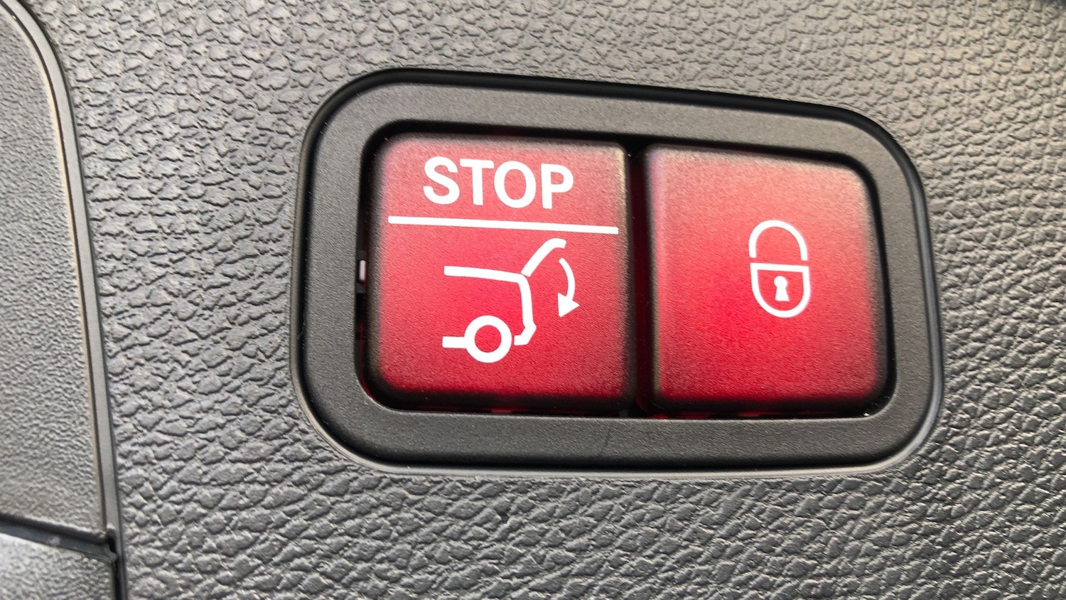 Used Mercedes-Benz EQC 2023 for sale - 76822049: Photo 21