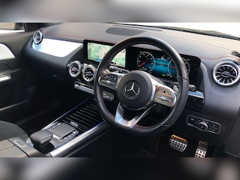 Used Mercedes-Benz EQA 2021 for sale - 76972554: Photo