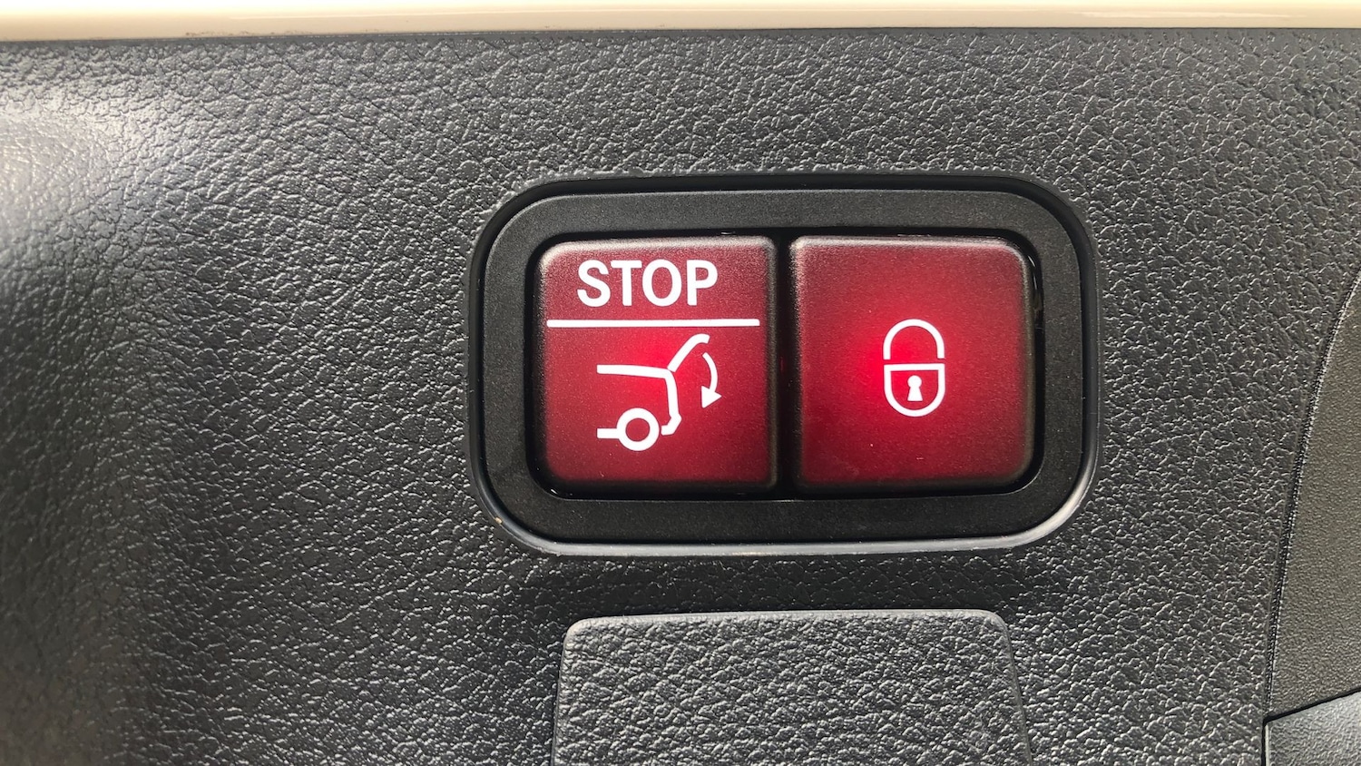 Used Mercedes-Benz CLA 2024 for sale - 76413621: Photo 36