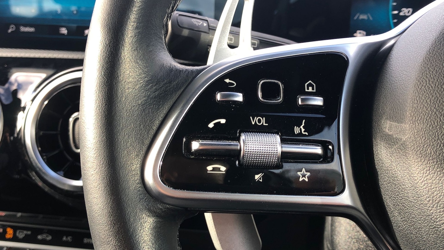 Used Mercedes-Benz A-Class 2021 for sale - 76895877: Photo 19