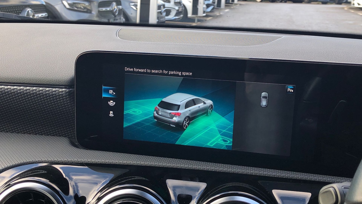 Used Mercedes-Benz A-Class 2021 for sale - 76895877: Photo 33