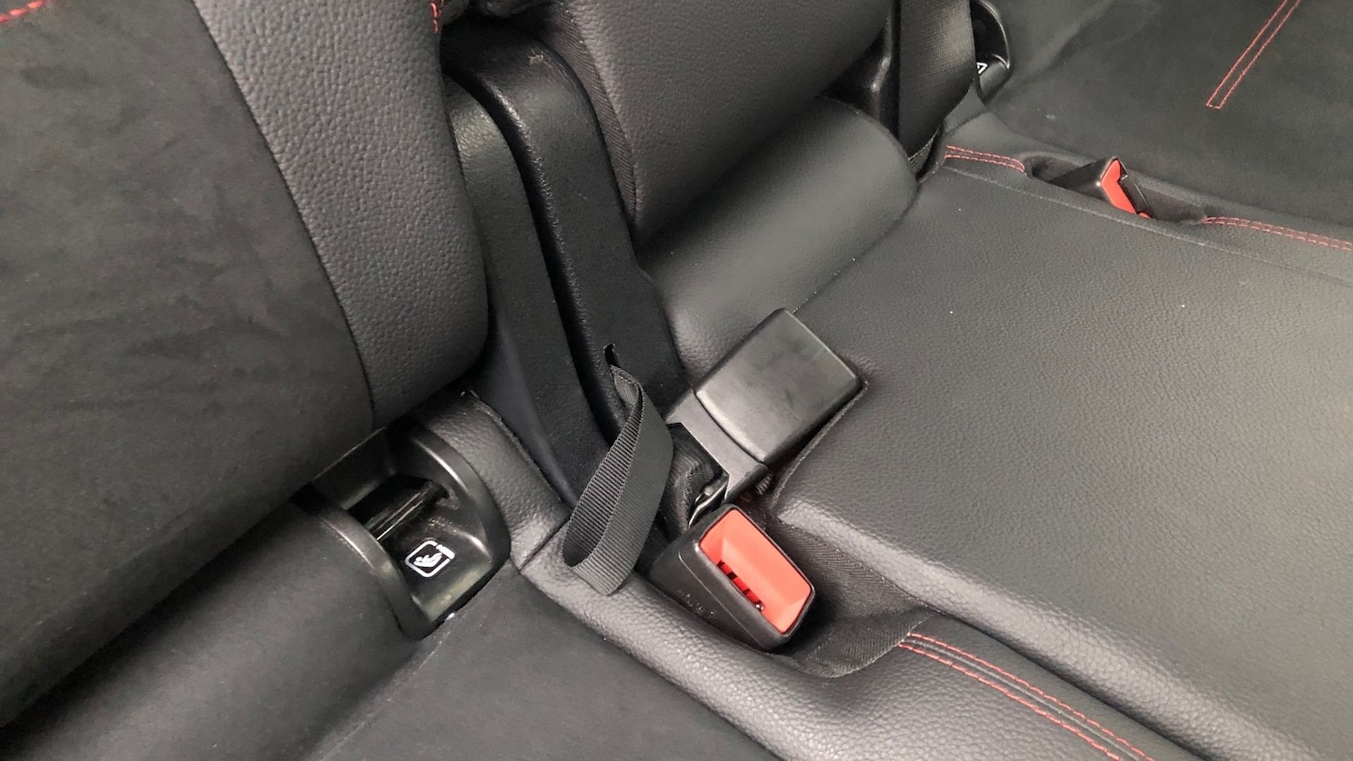 Used Mercedes-Benz GLB 2024 for sale - 76413503: Photo 24