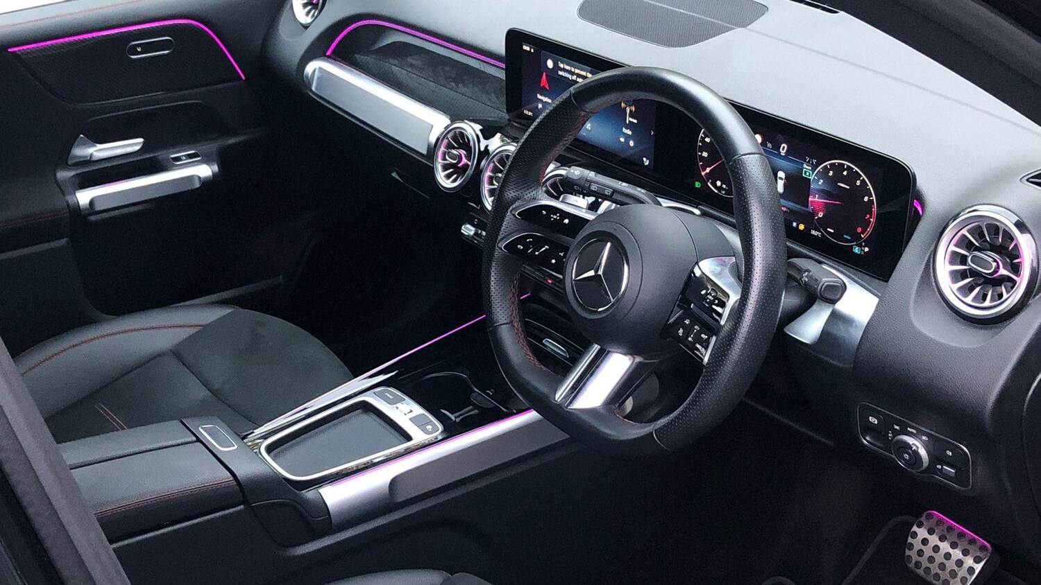 Used Mercedes-Benz GLB 2024 for sale - 76413503: Photo 3