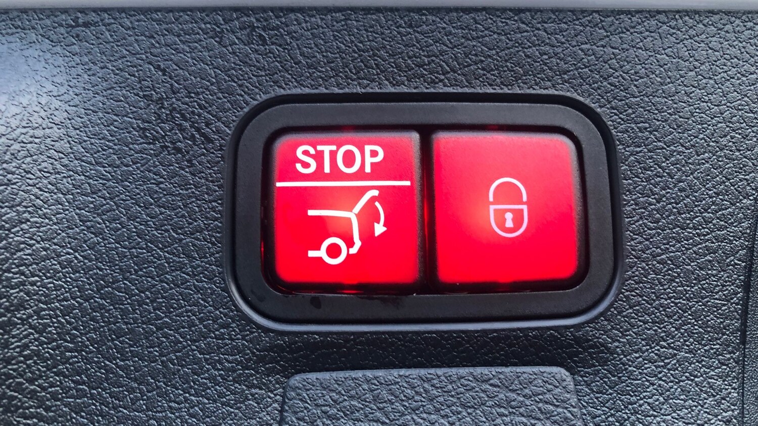 Used Mercedes-Benz CLA 2024 for sale - 76687563: Photo 36