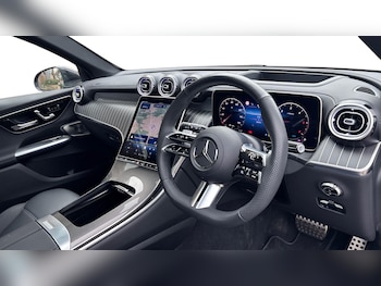 Used Mercedes-Benz GLC 2025 for sale - 77201659: Photo