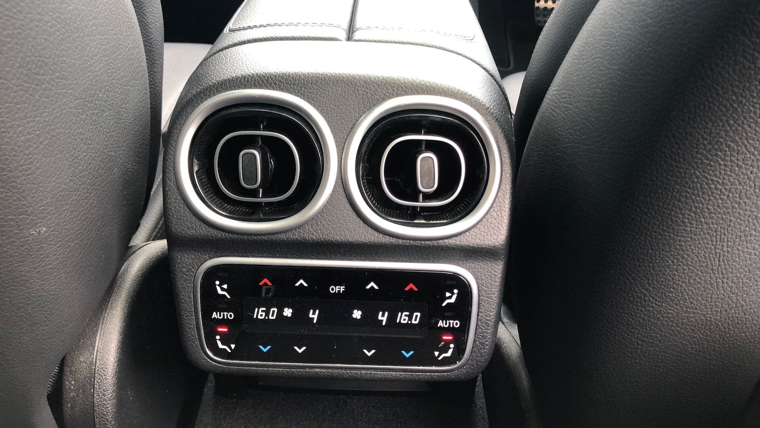 Used Mercedes-Benz C Class 2023 for sale - 76426532: Photo 14