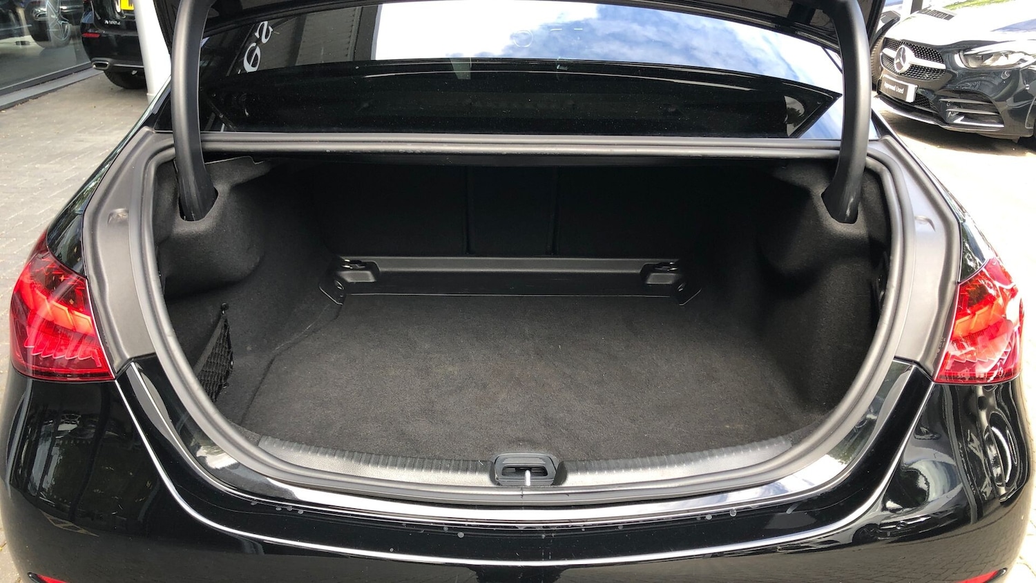 Used Mercedes-Benz C Class 2023 for sale - 76426532: Photo 31