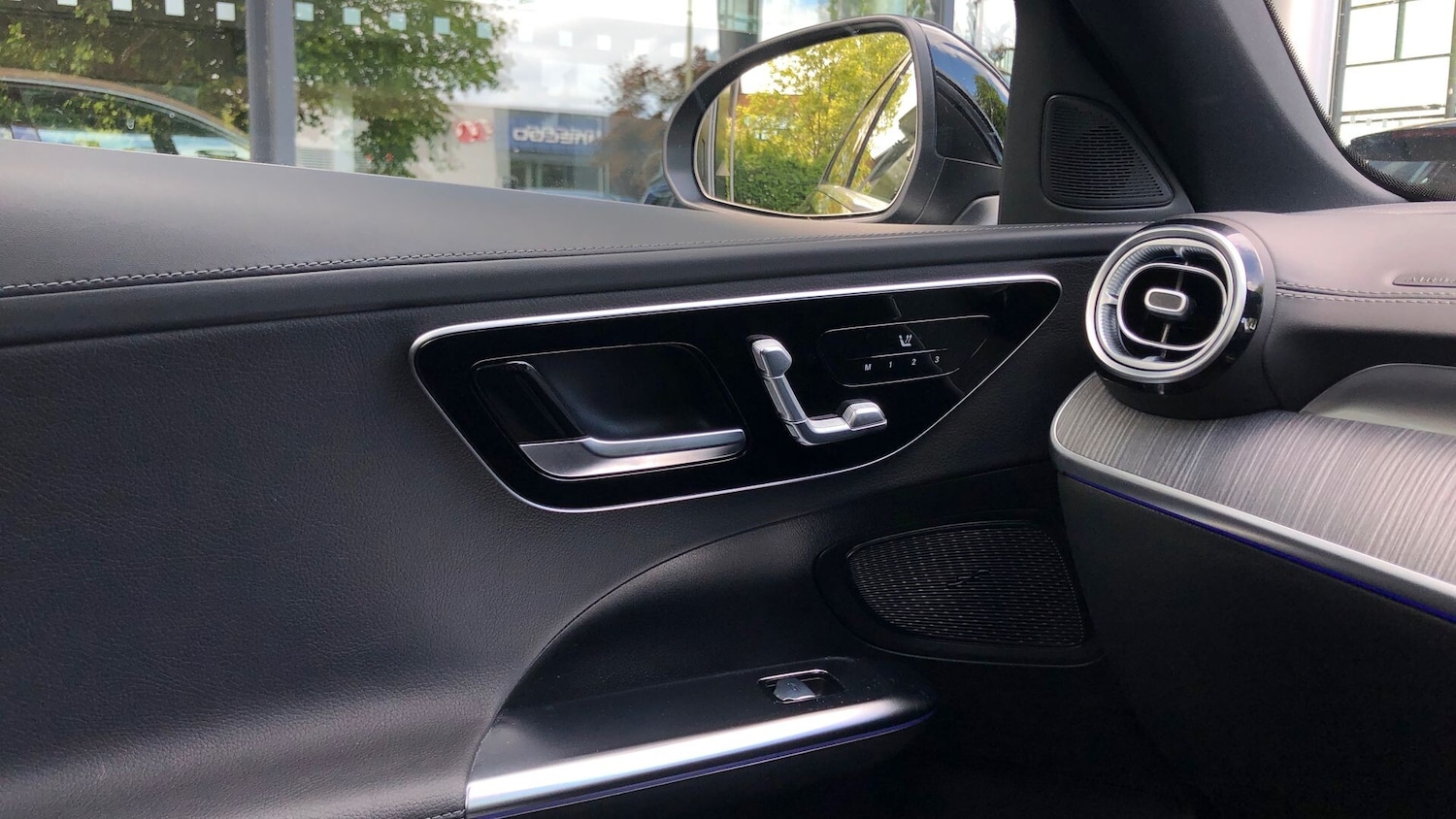 Used Mercedes-Benz C Class 2023 for sale - 76426532: Photo 9