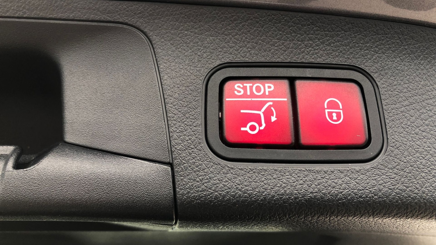 Used Mercedes-Benz EQA 2021 for sale - 76770279: Photo 29