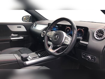 Used Mercedes-Benz EQA 2021 for sale - 76770279: Photo