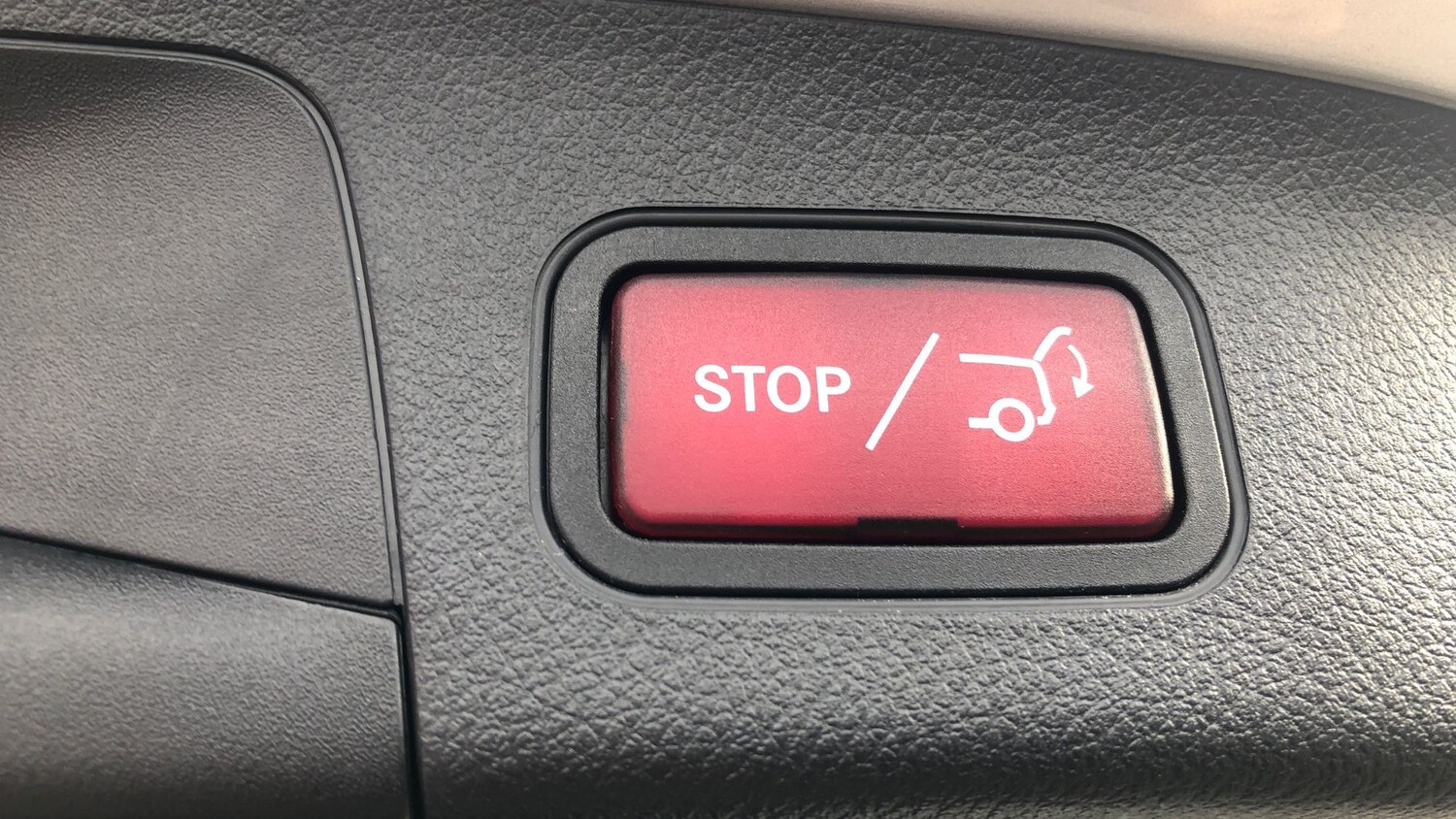 Used Mercedes-Benz GLA 2021 for sale - 76418627: Photo 21