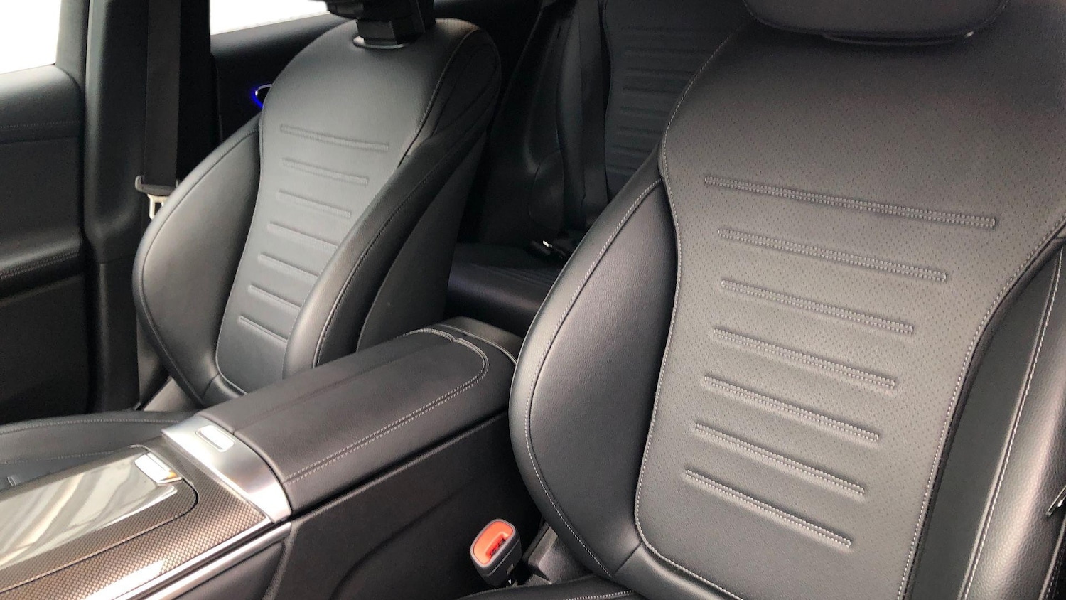 Used Mercedes-Benz GLC 2023 for sale - 76413700: Photo 11