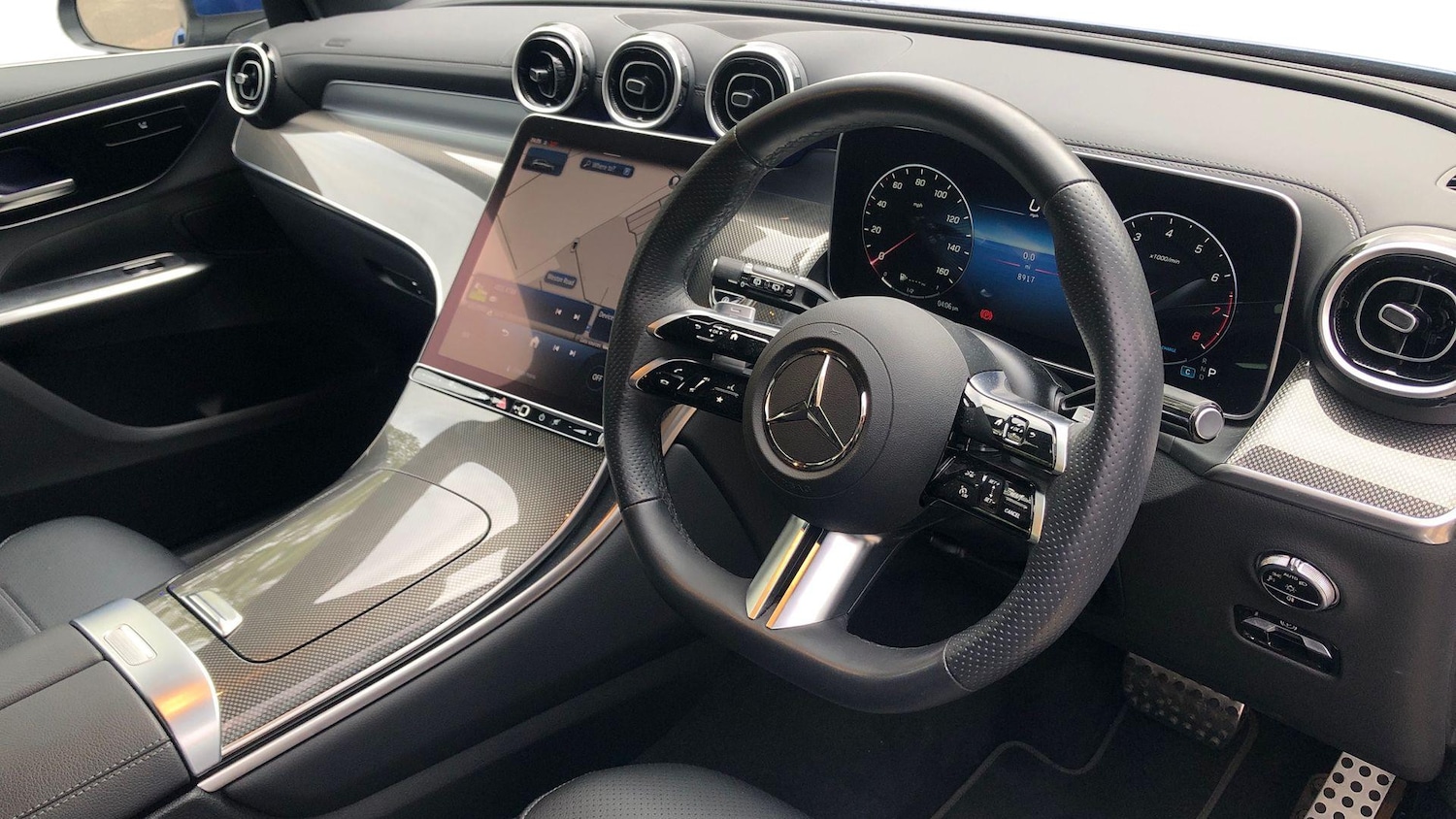 Used Mercedes-Benz GLC 2023 for sale - 76413700: Photo 3