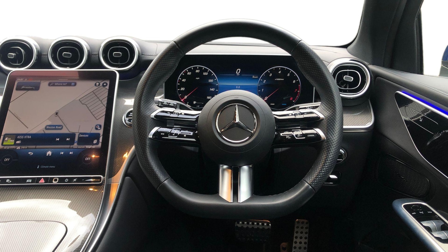 Used Mercedes-Benz GLC 2023 for sale - 76413700: Photo 9