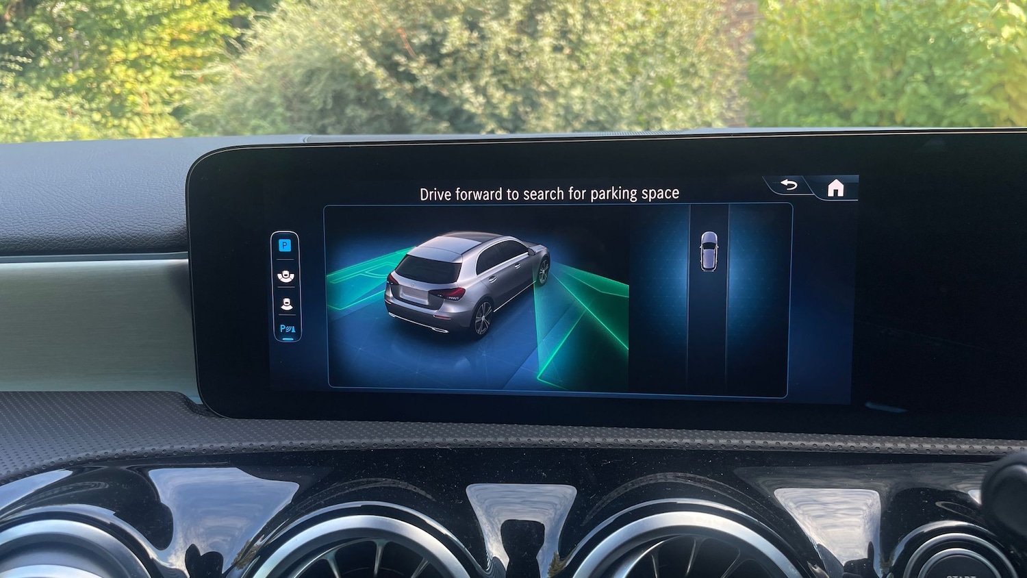 Used Mercedes-Benz A-Class 2024 for sale - 76413811: Photo 28