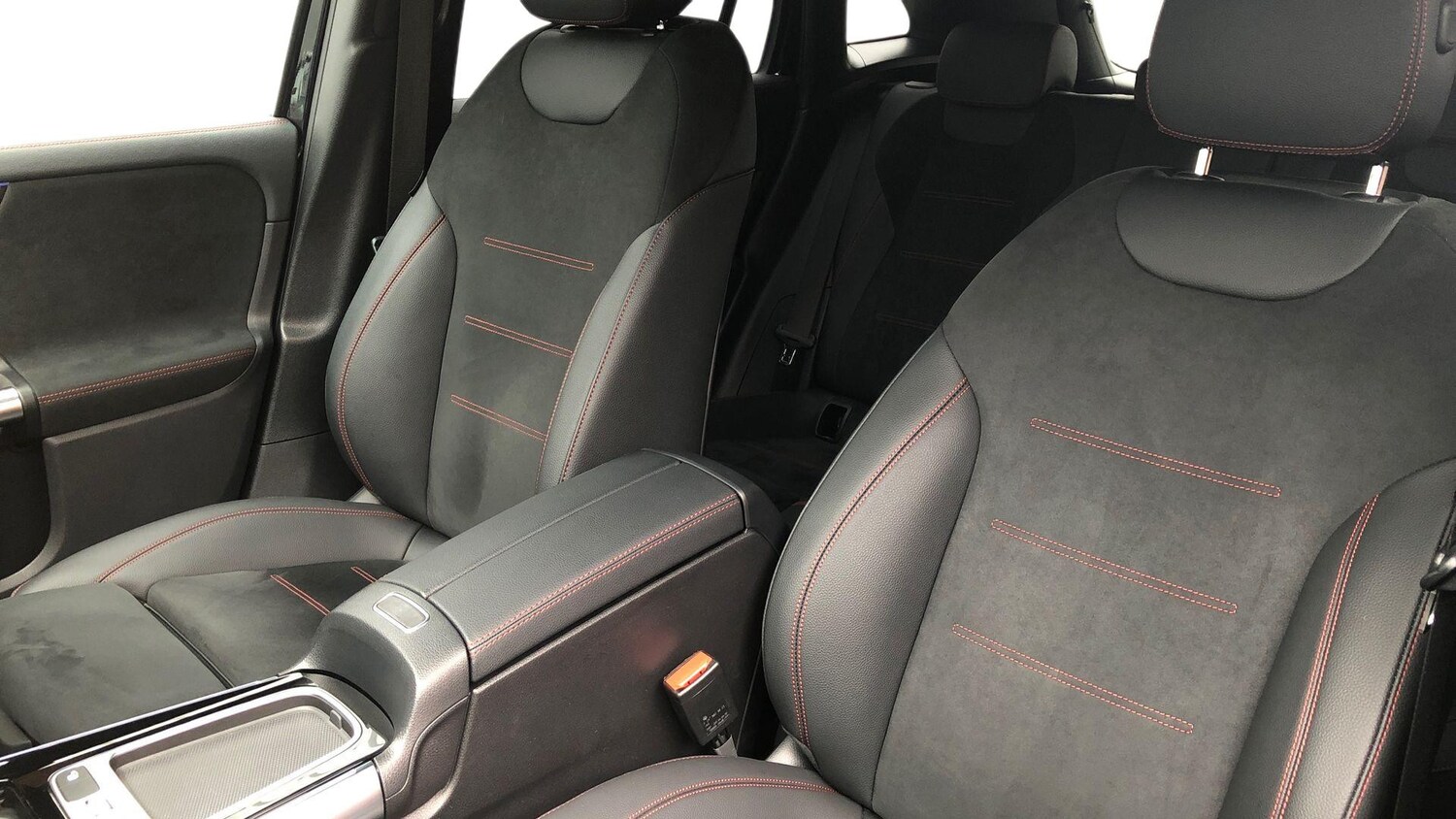 Used Mercedes-Benz GLA 2024 for sale - 76600041: Photo 11