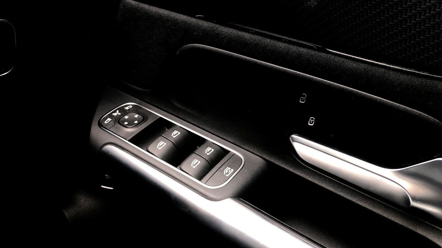 Used Mercedes-Benz GLA 2024 for sale - 76600041: Photo 25