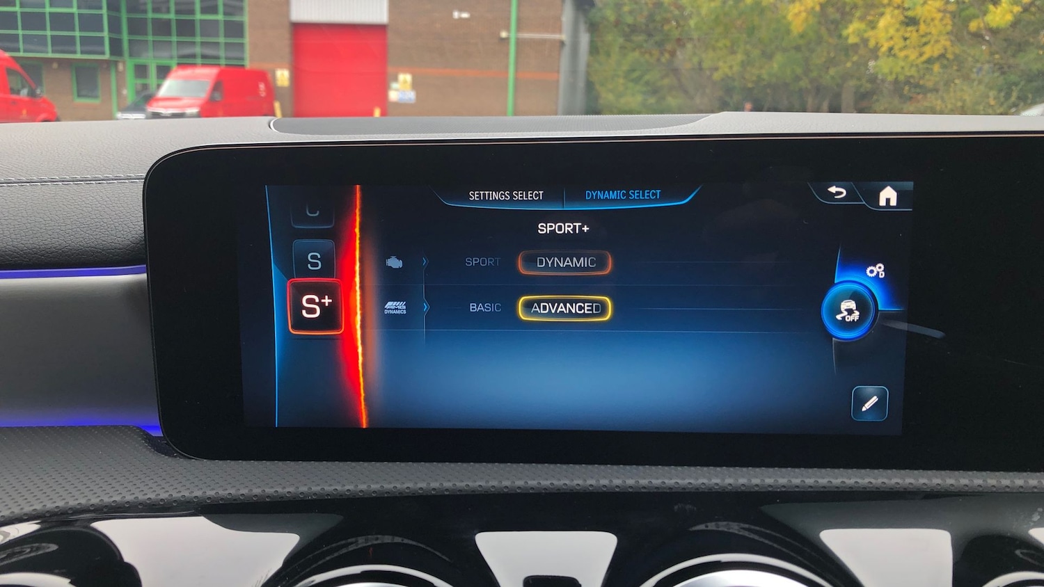 Used Mercedes-Benz CLA 2024 for sale - 76413545: Photo 28