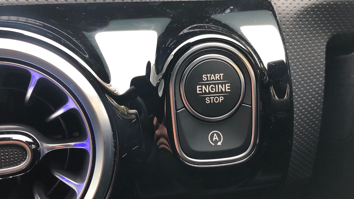 Used Mercedes-Benz CLA 2024 for sale - 76413545: Photo 35