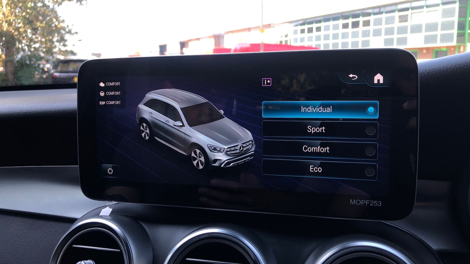 Used Mercedes-Benz GLC 2019 for sale - 76413753: Photo 24