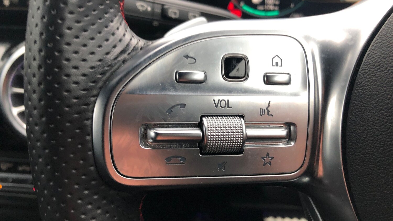 Used Mercedes-Benz EQA 2021 for sale - 76951505: Photo 19