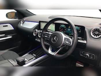 Used Mercedes-Benz EQA 2021 for sale - 76951505: Photo